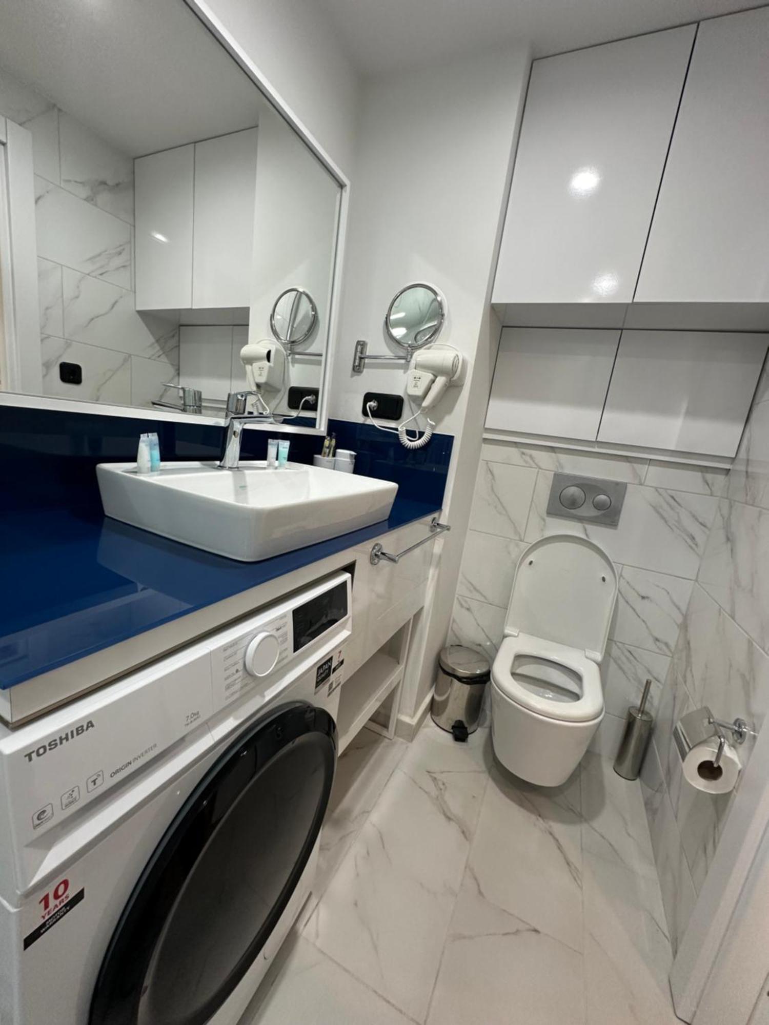Orbi City Apartments Batumi Luaran gambar